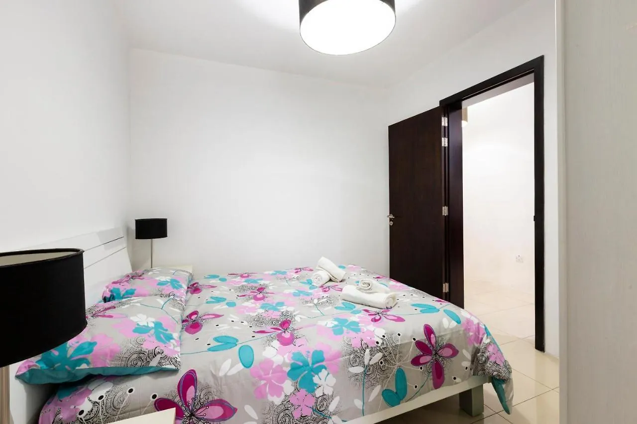 Sliema 2 Bedroom Apartment-Hosted By Sweetstay 0*,  Malta