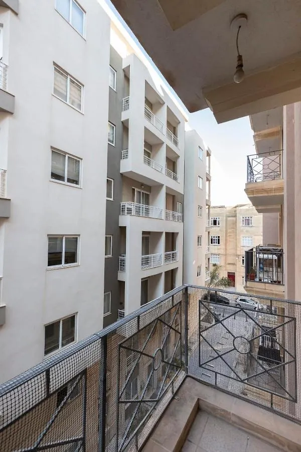 Apartment Sliema 2 Bedroom Apartment-Hosted By Sweetstay