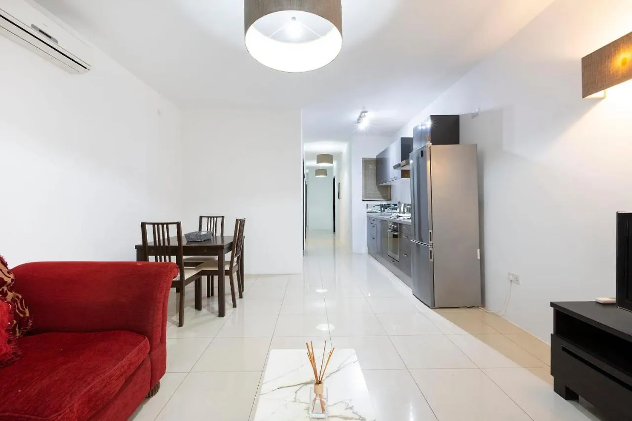 Sliema 2 Bedroom Apartment-Hosted By Sweetstay